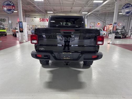 2022 Jeep Gladiator Willys 4x4