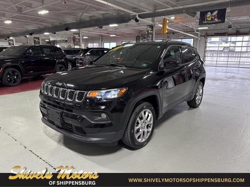 2024 Jeep Compass Latitude Lux