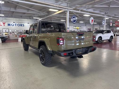 2025 Jeep Gladiator Willys