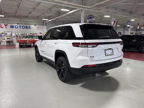 2025 Jeep Grand Cherokee Altitude