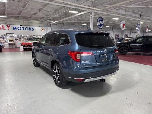 2019 Honda Pilot Touring 8-Passenger