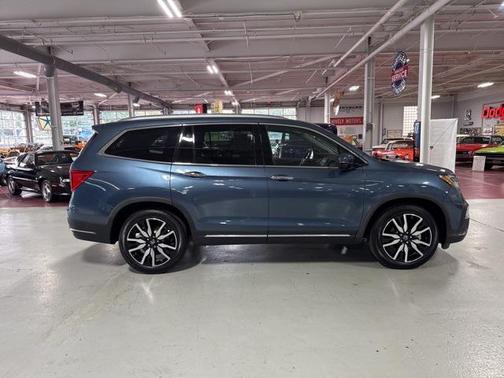 2019 Honda Pilot Touring 8-Passenger