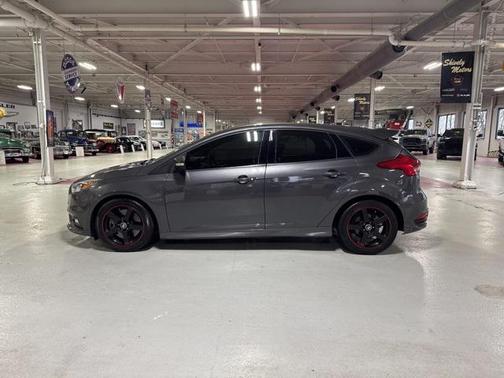 2017 Ford Focus ST ST