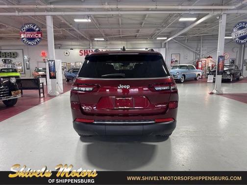 2025 Jeep Grand Cherokee L Laredo