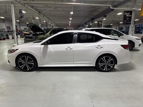 2021 Nissan Sentra SR
