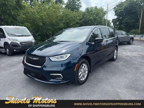 2025 Chrysler Pacifica L