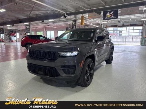 2024 Jeep Grand Cherokee Altitude