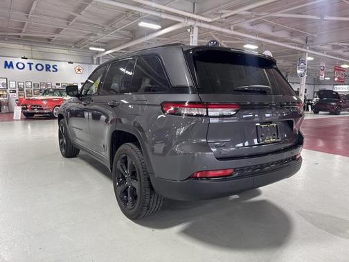 2024 Jeep Grand Cherokee Altitude