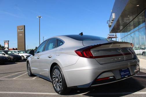 Silver 2023 Hyundai SONATA Hybrid SEL