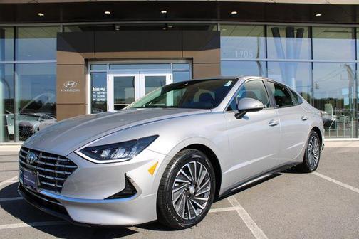Silver 2023 Hyundai SONATA Hybrid SEL