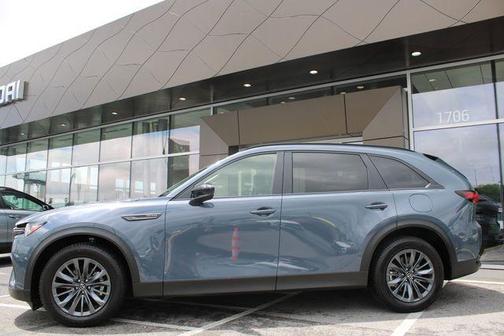 Polymetal Gray Metallic 2025 Mazda CX-70 PF