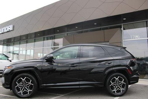 Black Pearl 2024 Hyundai TUCSON Hybrid N Line