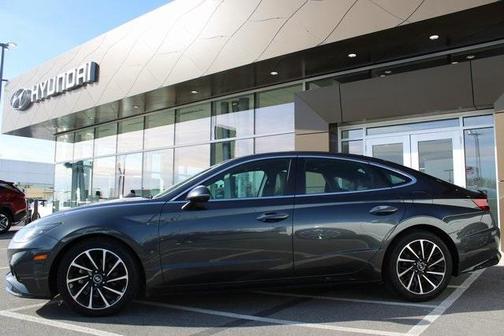 2021 Hyundai SONATA Limited