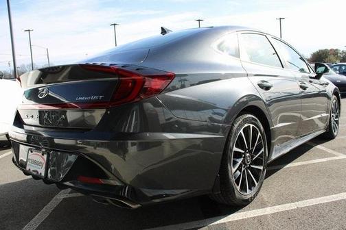 2021 Hyundai SONATA Limited