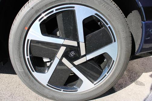 2026 Hyundai IONIQ 9 Performance Calligraphy