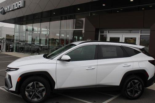 2026 Hyundai TUCSON Hybrid SEL Convenience