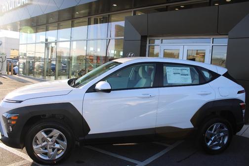 2026 Hyundai KONA SE