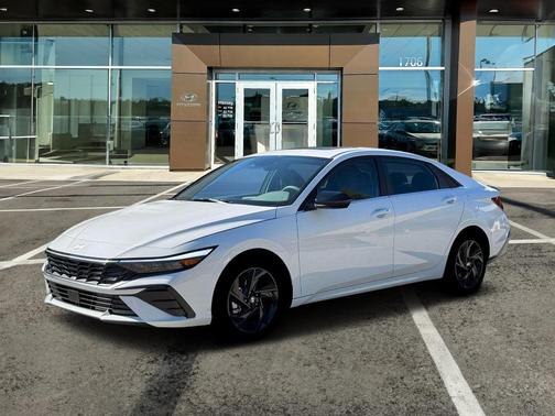 Serenity White Pearl 2026 Hyundai ELANTRA SEL SPORT PREMIUM
