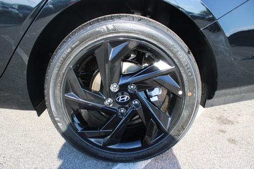 Black 2026 Hyundai ELANTRA SEL Sport