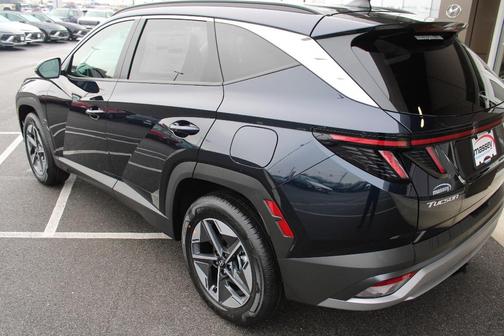 2026 Hyundai TUCSON Hybrid SEL Convenience