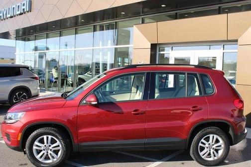 2016 Volkswagen Tiguan S