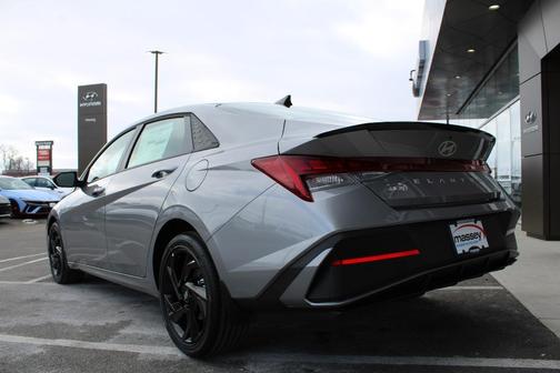 2026 Hyundai ELANTRA HEV SEL Sport