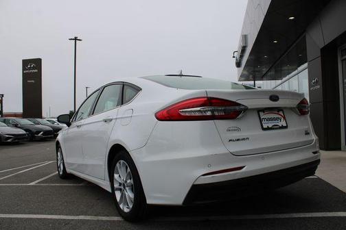 2020 Ford Fusion Hybrid SE
