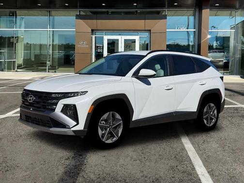 Pearl 2026 Hyundai TUCSON Hybrid SEL
