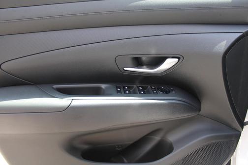 Pearl 2026 Hyundai TUCSON Hybrid SEL