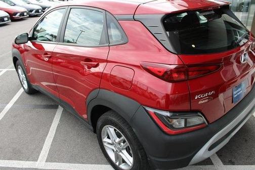 2022 Hyundai KONA SE