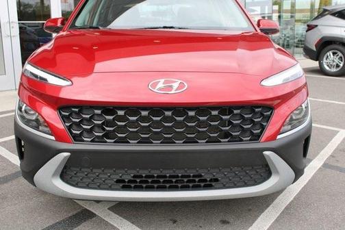 2022 Hyundai KONA SE