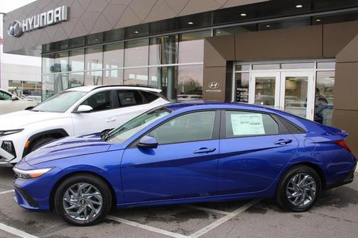 2026 Hyundai ELANTRA HEV Blue