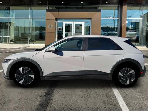 Cyber Gray 2026 Hyundai IONIQ 5 SEL