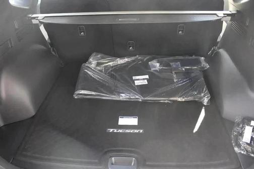 Pearl 2026 Hyundai TUCSON Hybrid Blue SE