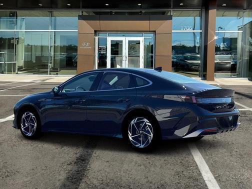 Black 2026 Hyundai SONATA SEL Sport