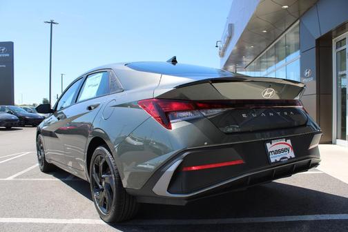 Amazon Gray 2026 Hyundai ELANTRA SEL Sport