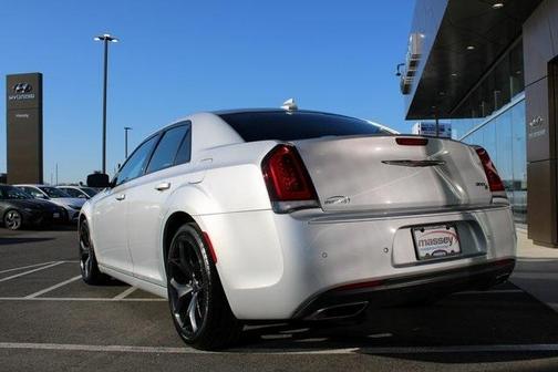 2022 Chrysler 300 S