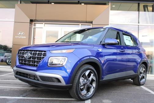 2026 Hyundai VENUE SEL