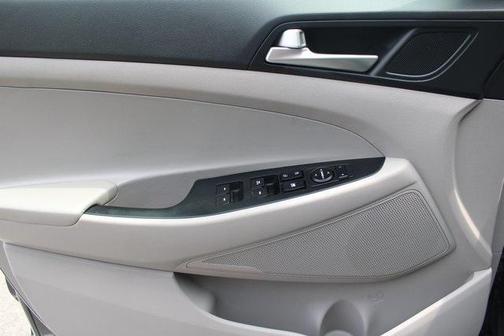 2021 Hyundai TUCSON SEL