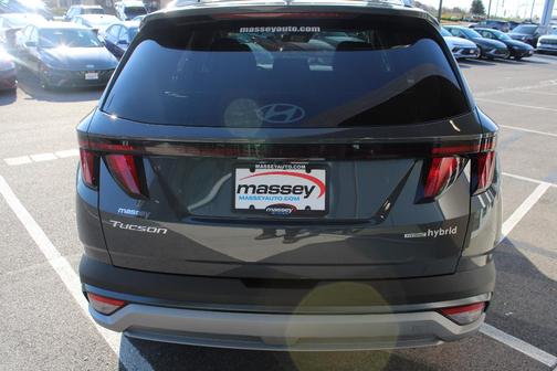 2026 Hyundai TUCSON Hybrid SEL