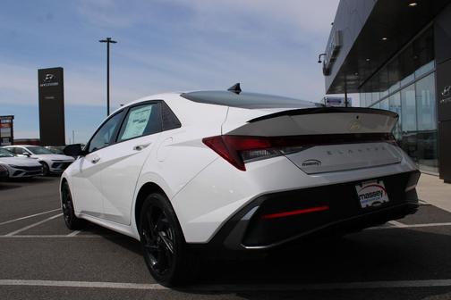 Serenity White Pearl 2026 Hyundai ELANTRA SEL Sport