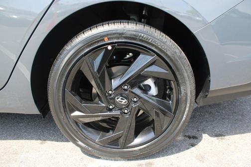 Gray 2026 Hyundai ELANTRA SEL Sport