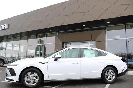 2026 Hyundai SONATA SE