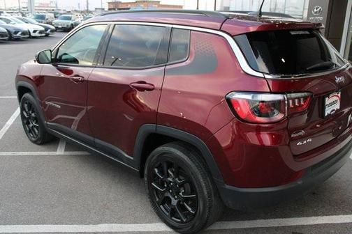 2022 Jeep Compass Latitude Lux