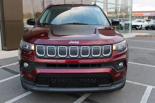 2022 Jeep Compass Latitude Lux