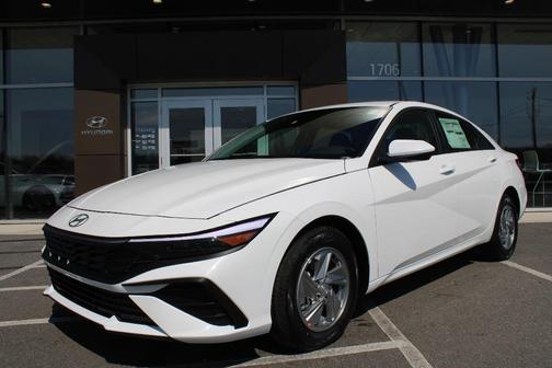 Serenity White Pearl 2026 Hyundai ELANTRA SE