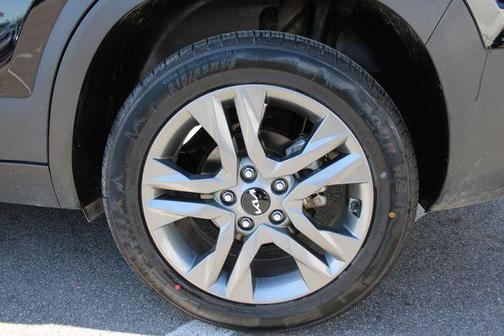 Cherry Black 2023 Kia Seltos S