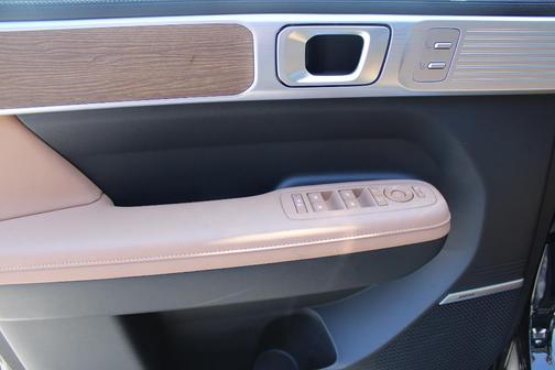 Phantom Black 2026 Hyundai SANTA FE HEV Calligraphy