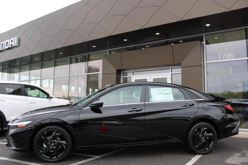 Black 2026 Hyundai ELANTRA SEL SPORT PREMIUM