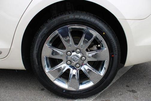 White Diamond Clearcoat 2013 Buick LaCrosse Premium 1